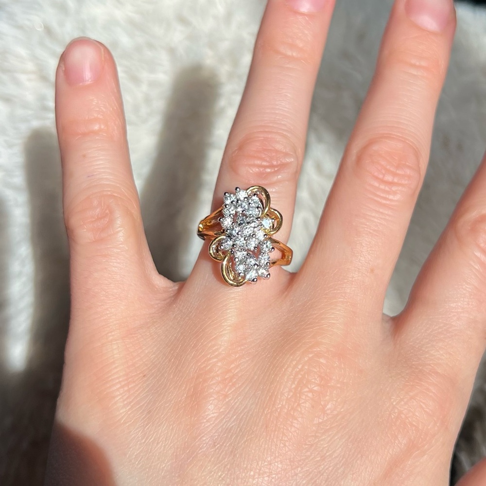 Waterfall Cluster Ring - Picture 2 of 9